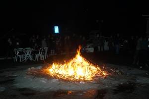 Αποκριάτικο γλέντι στην πλατεία του Νεοχωρίου με άναμμα φωτιάς και πολλή μουσική - Δείτε πότε