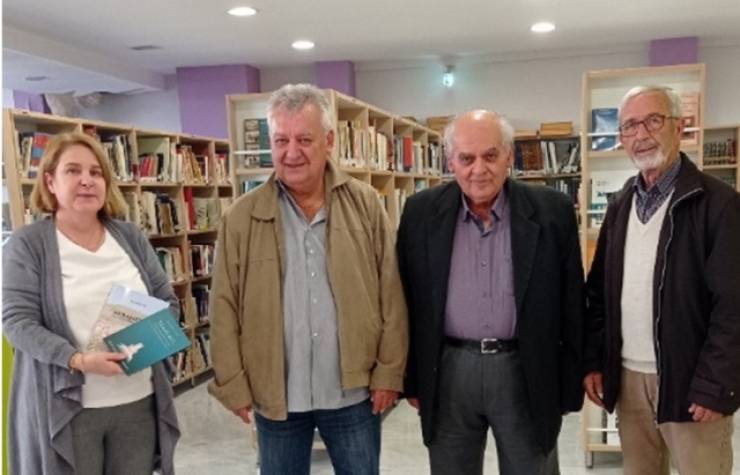Δωρεά βιβλίων στη Δημοτική Βιβλιοθήκη της Αλεξάνδρειας