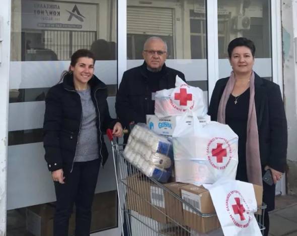 Δωρεά τροφίμων στις Δομές Παροχής Βασικών Αγαθών του Δήμου Αλεξάνδρειας από το Περιφερειακό Τμήμα του Ελληνικού Ερυθρού Σταυρού