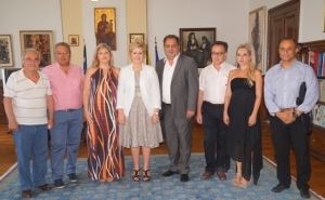 Συνάντηση του Δ.Σ. της Ενωσης Δημοσιογράφων Μακεδονίας Θράκης με την Υφυπουργό Μαρία Κόλλια – Τσαρουχά