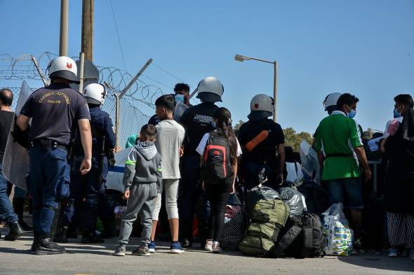 Μυτιλήνη: 700 πρόσφυγες από το Καρά Τεπέ μεταφέρονται στην ενδοχώρα