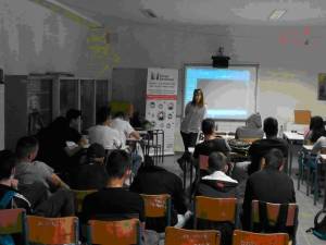 Με επιτυχία πραγματοποιήθηκε ομιλία με θέμα το σχολικό εκφοβισμό στο Γενικό Λύκειο Μελίκης (Φώτο)