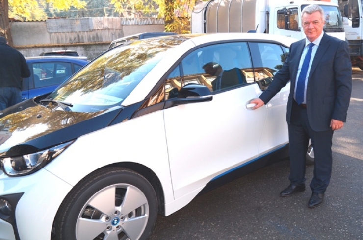Παρέλαβε ο Δήμος Αλεξάνδρειας τα νέα ηλεκτροκίνητα αυτοκίνητα του