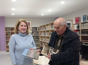 Δωρεά βιβλίων στη Δημοτική Βιβλιοθήκη Αλεξάνδρειας