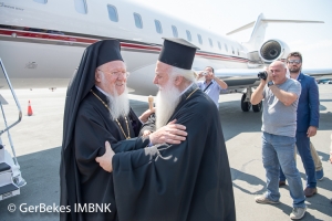 Ο Σεβ. Μητροπολίτης Βεροίας κ. Παντελεήμων υποδέχθηκε τον Παναγιώτατο Οικουμενικό Πατριάρχη στο αεροδρόμιο ΜΑΚΕΔΟΝΙΑ