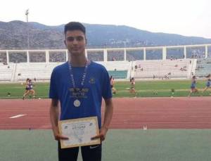 Ασημένιο μετάλλιο στο πρωτάθλημα κ18 στο Βόλο για τον Σωτήρη Μπογιατζή στο τριπλούν