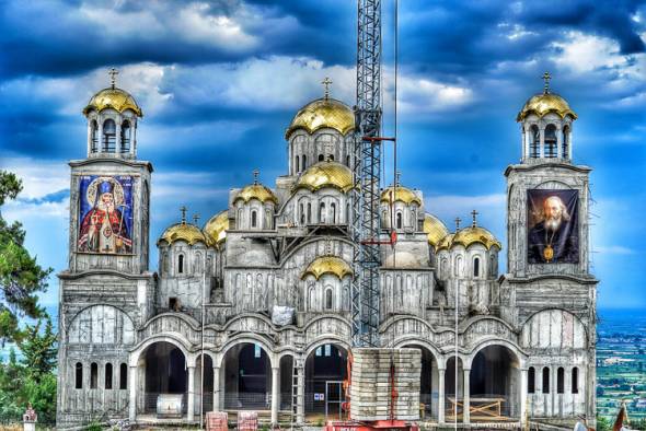 Πανηγυρίζει ο υπό κατασκευή Ιερός Ναός του Αγίου Λουκά του Ιατρού στην Ι.Μ.Παναγίας Δοβρά