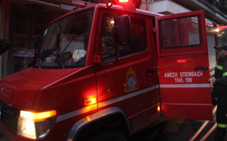 Τροχαίο ατύχημα στη Βέροια – Τον τραυματία απεγκλώβισε η Πυροσβεστική Υπηρεσία