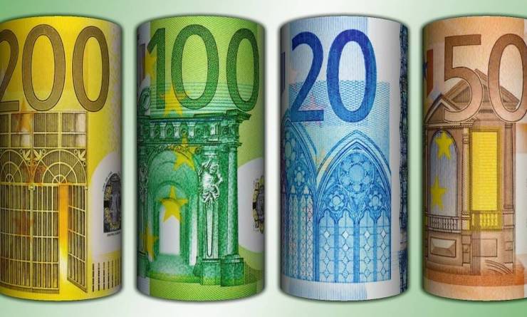 Αυτά είναι τα νέα χαρτονομίσματα των 100 και 200 ευρώ - Δείτε πότε κυκλοφορούν