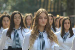 Σχολεία: Η Παρέλαση για την επέτειο Απελευθέρωσης της Αλεξάνδρειας! (φώτο-βίντεο)
