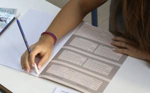 Πανελλήνιες 2019: Το πρόγραμμα των εξετάσεων για ΓΕΛ και ΕΠΑΛ - Πότε ξεκινούν οι ενδοσχολικές εξετάσεις στα λύκεια