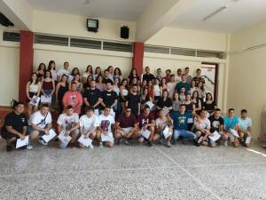 ΓΕΛ Πλατέος – Κορυφής: Tελετή αποφοίτησης με χορό και κέφι για τους μαθητές της Γ΄ Λυκείου! (φώτο)
