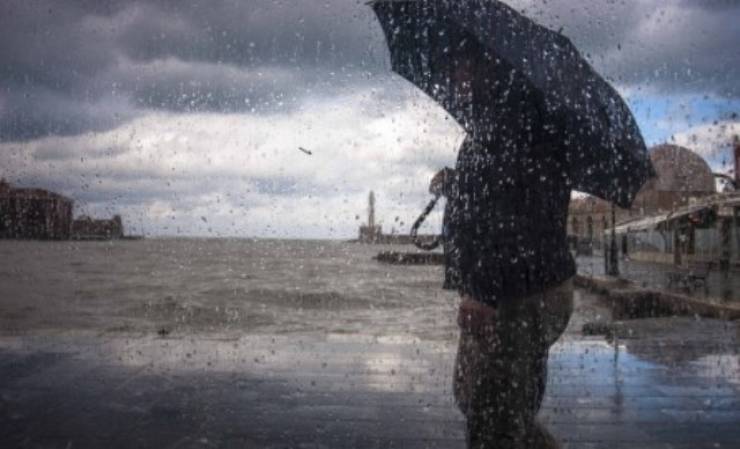 Σφοδρή κακοκαιρία φέρνει ο «Μίνωας»: Xαλάζι, καταιγίδες και ισχυροί άνεμοι