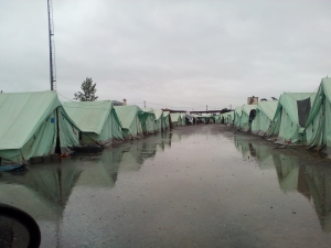 SOS από τους εθελοντές στο στρατόπεδο 722 - Τραγική η κατάσταση των προσφύγων λόγω βροχής