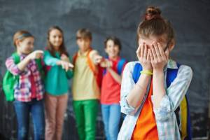 Stop- bullying.gov.gr: Έτσι θα λειτουργεί η πλατφόρμα για τις καταγγελίες – Ερωτήσεις και απαντήσεις για γονείς και μαθητές