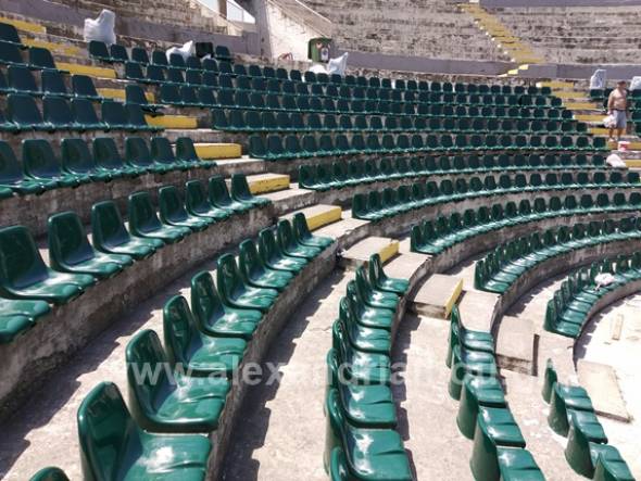 Τοποθετούνται τα καθίσματα στο Αμφιθέατρο Αλεξάνδρειας!