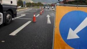 Προσωρινές κυκλοφοριακές ρυθμίσεις στην εθνική οδό Αθηνών - Θεσσαλονίκης στην Πιερία