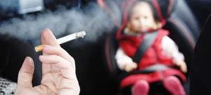 Πρόστιμο 1.500€ για κάπνισμα στο αυτοκίνητο με παιδί - Σε ισχύ η απαγόρευση και του ηλεκτρονικού τσιγάρου