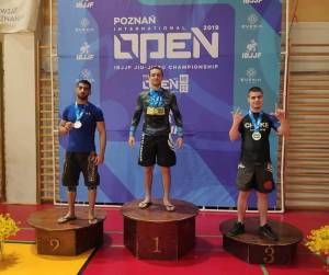 Τέσσερα μετάλλια κέρδισε στην Πολωνία ο Αντώνης Κούγκας από την Αλεξάνδρεια σε πρωτάθλημα Ju-Jitsu