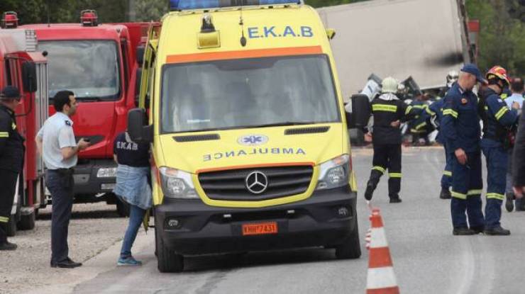 Τροχαίο δυστύχημα στην Εθνική: Σύγκρουση λεωφορείου του ΚΤΕΛ με νταλίκα – Ένας νεκρός