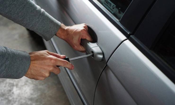 Απάτη -ΣΟΚ: Aντιγράφουν το κλειδί του αυτοκινήτου σας σε 2 λεπτά!