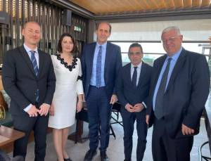 Συνάντηση εργασίας Βεσυρόπουλου με την Πρέσβη της Σλοβακίας – Εκτενής αναφορά στον τουρισμό της Ημαθίας