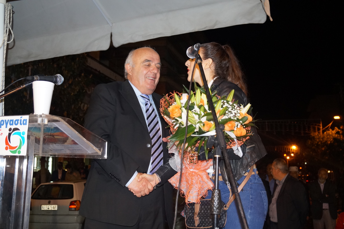 ΦΩΤΟΡΕΠΟΡΤΑΖ ΑΠΟ ΤΑ ΕΓΚΑΙΝΙΑ ΕΚΛΟΓΙΚΟΥ ΚΕΝΤΡΟΥ ΤΟΥ ΥΠ. ΔΗΜΑΡΧΟΥ ΦΩΤΗ ΔΗΜΗΤΡΙΑΔΗ