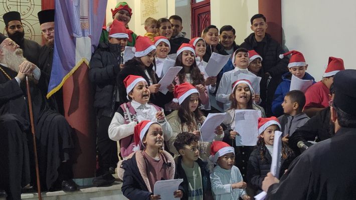 PXL_20251222_172457548