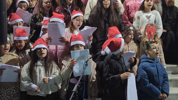 PXL_20251222_172501181