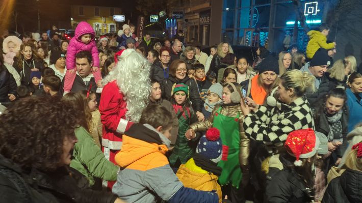 PXL_20251215_172333928