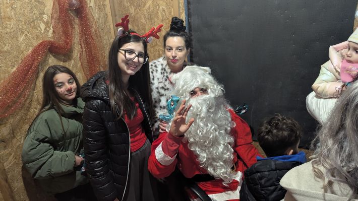 PXL_20251215_175824280