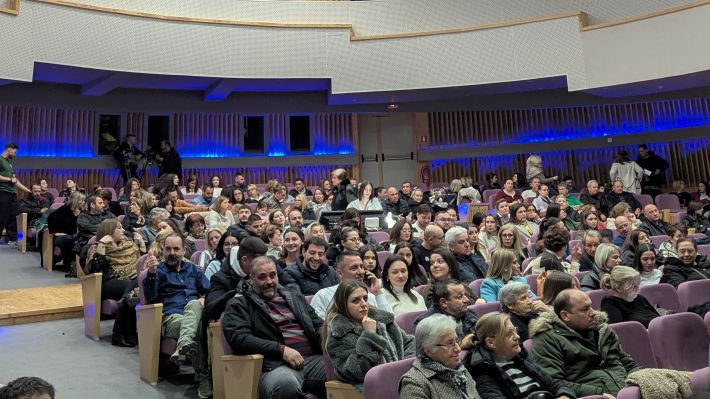 PXL_20260124_173806624