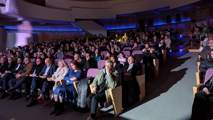 PXL_20260124_175856615.MP