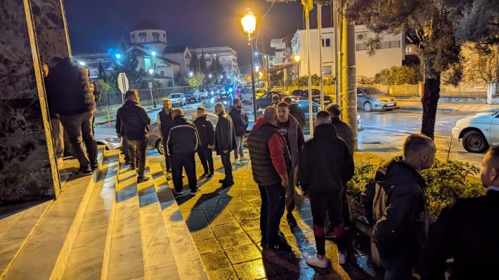 PXL_20251128_163135166