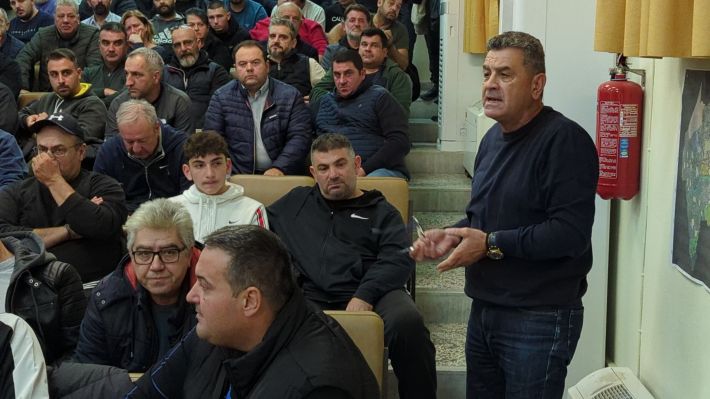 PXL_20251128_173048407