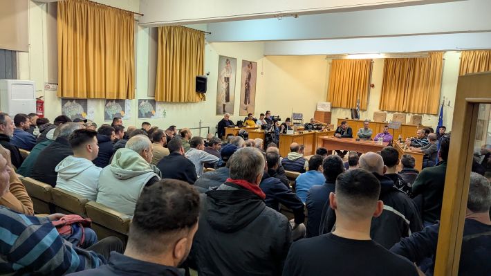 PXL_20251128_173903113.MP