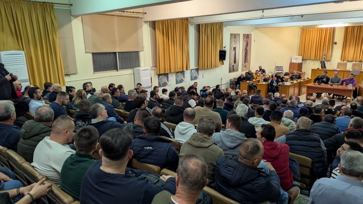 PXL_20251128_174246664.MP