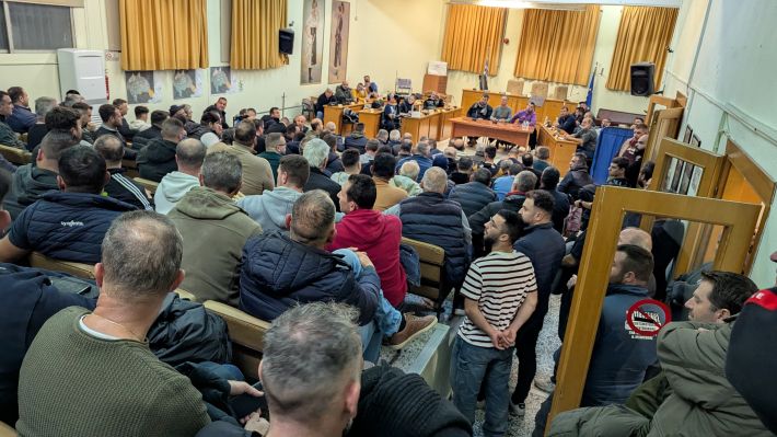 PXL_20251128_174253908.MP