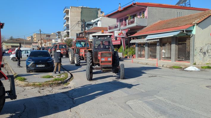 PXL_20251130_083713621