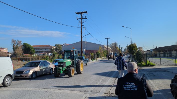 PXL_20251130_084325944