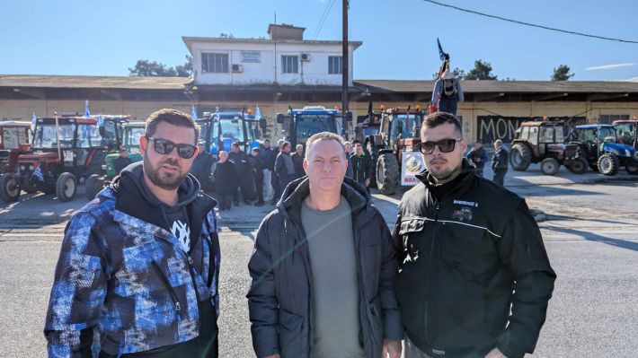 PXL_20251130_085523408