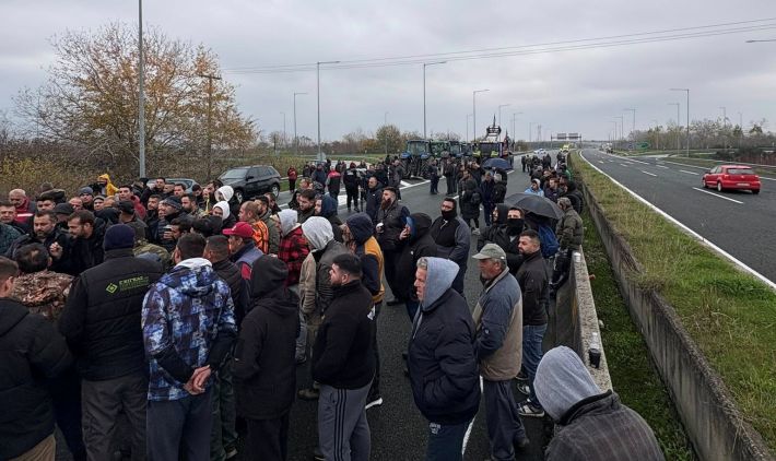 593823080_872619481779322_5046107063902165856_n