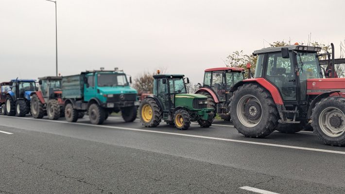 PXL_20251203_092320915.PORTRAIT