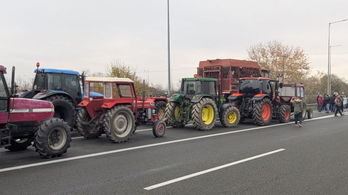 PXL_20251203_092347174.PORTRAIT