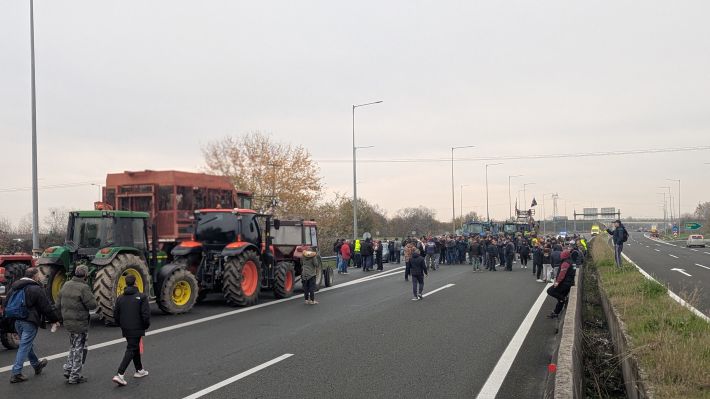 PXL_20251203_092403750.PORTRAIT