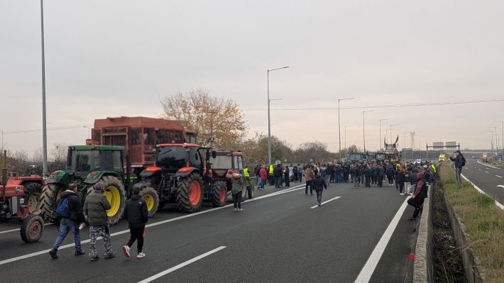 PXL_20251203_092404412.PORTRAIT