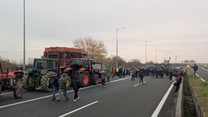 PXL_20251203_092405850.PORTRAIT