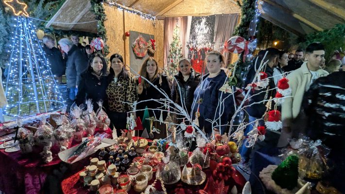 PXL_20251208_182908929