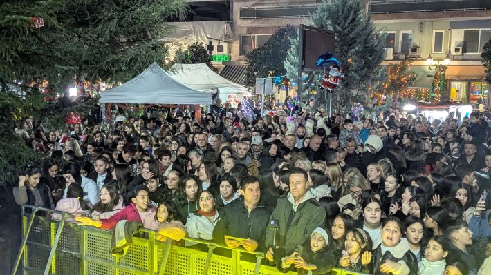 PXL_20251208_183721413