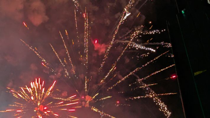 PXL_20251208_185652086